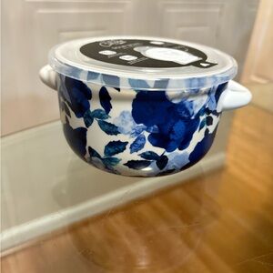 Beautiful Floral 5,5 ”La Cucina Covered Vented Soup Bowl 25 ounce W/handle